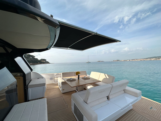 Kayenne Yacht Photos Pics 