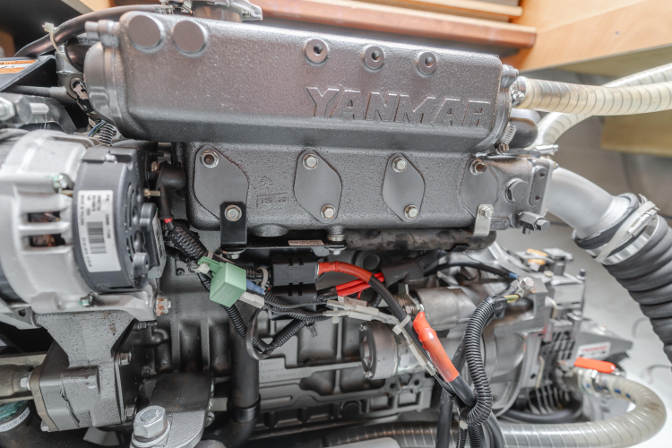 Limoncello Yacht Photos Pics 