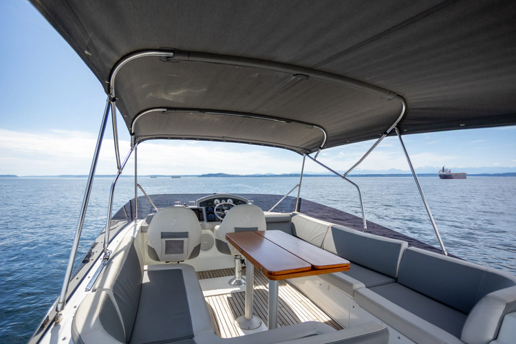Amber Roots Yacht Photos Pics 
