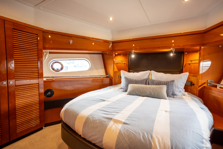 Amber Roots Yacht Photos Pics 