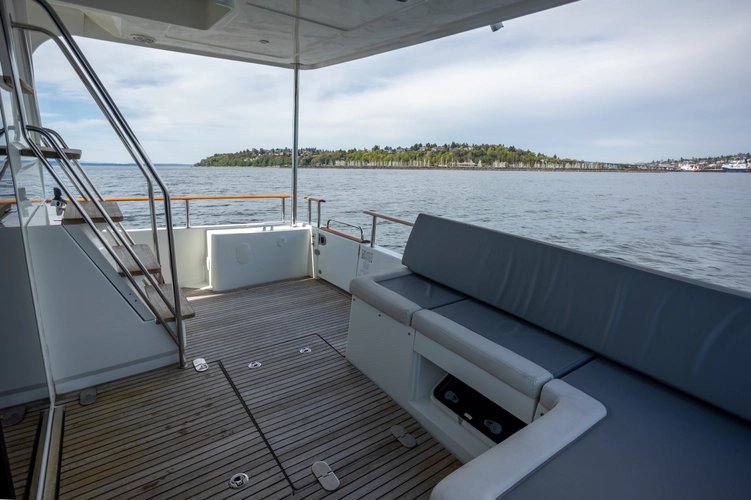 Amber Roots Yacht Photos Pics 