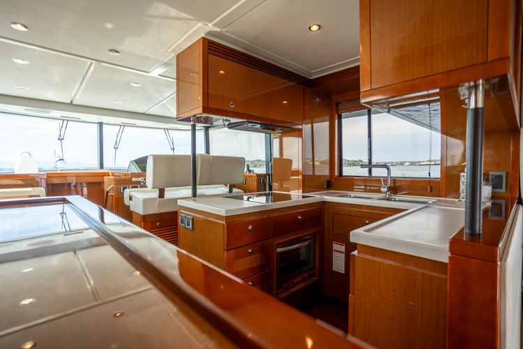 Amber Roots Yacht Photos Pics 