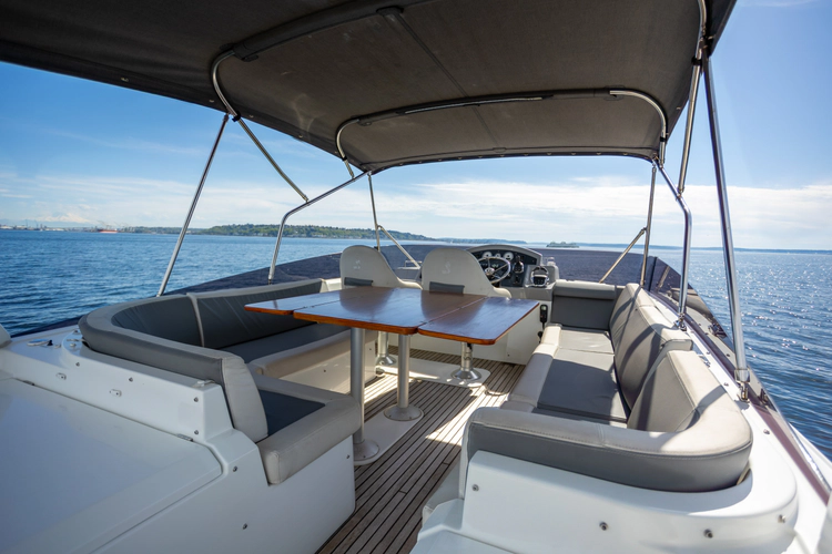 Amber Roots Yacht Photos Pics 
