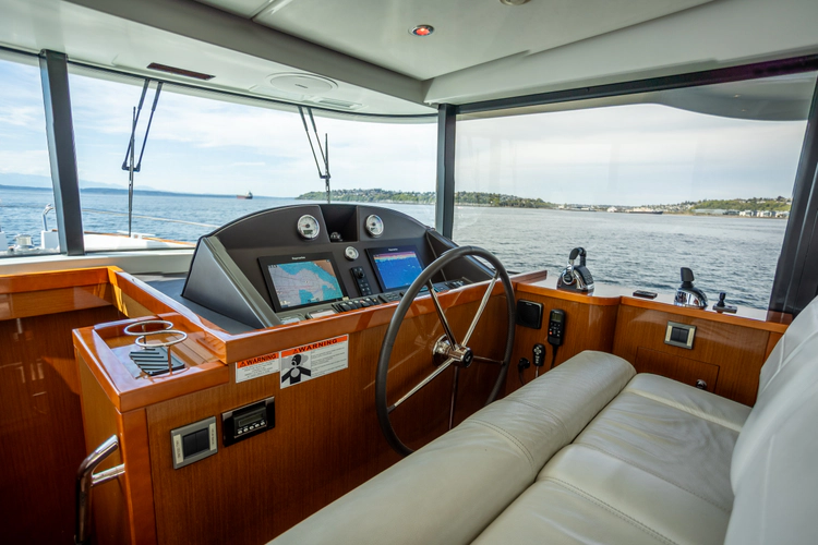 Amber Roots Yacht Photos Pics 
