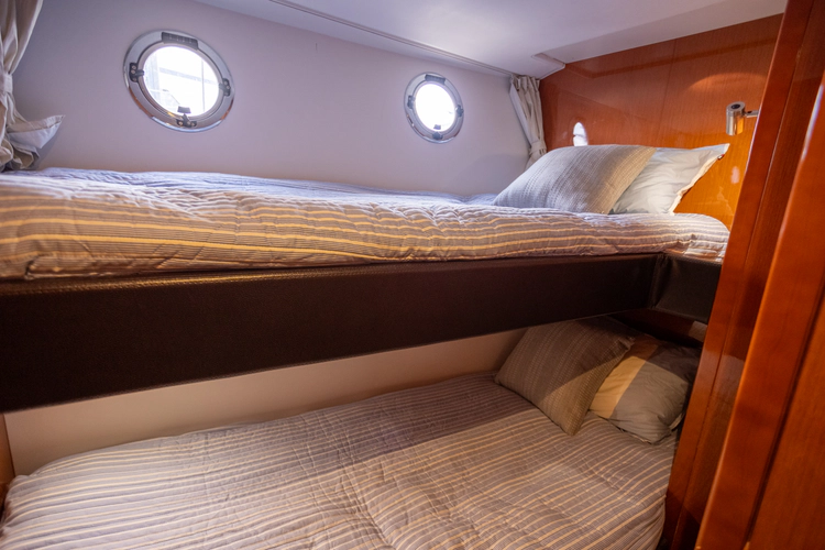 Amber Roots Yacht Photos Pics 