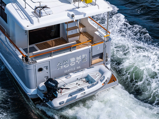 Amber Roots Yacht Photos Pics 
