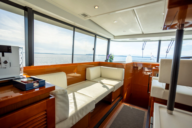 Amber Roots Yacht Photos Pics 