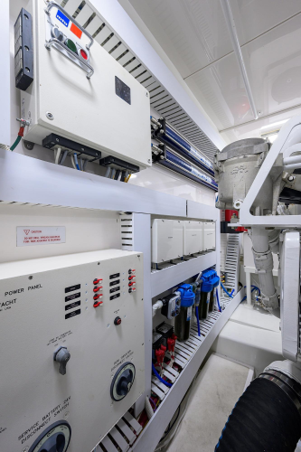 Goin Deep Yacht Photos Pics 