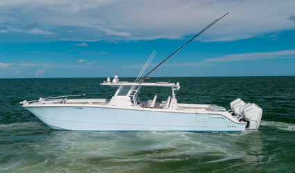 46' Invincible 2024