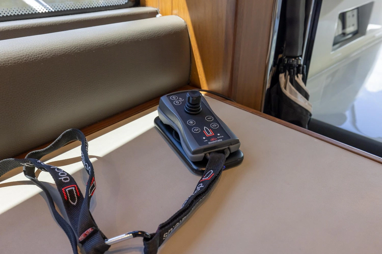 Quick Decision Yacht Photos Pics 