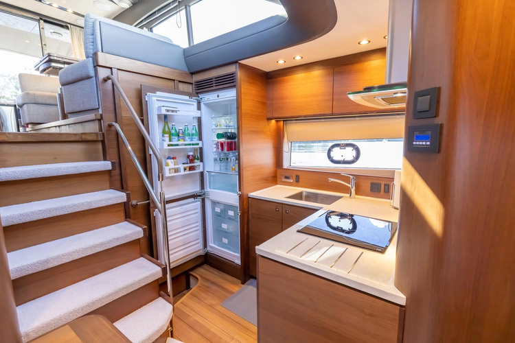 Quick Decision Yacht Photos Pics 