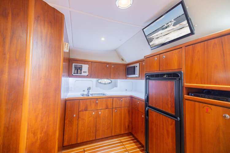 Mar's Bar Yacht Photos Pics 