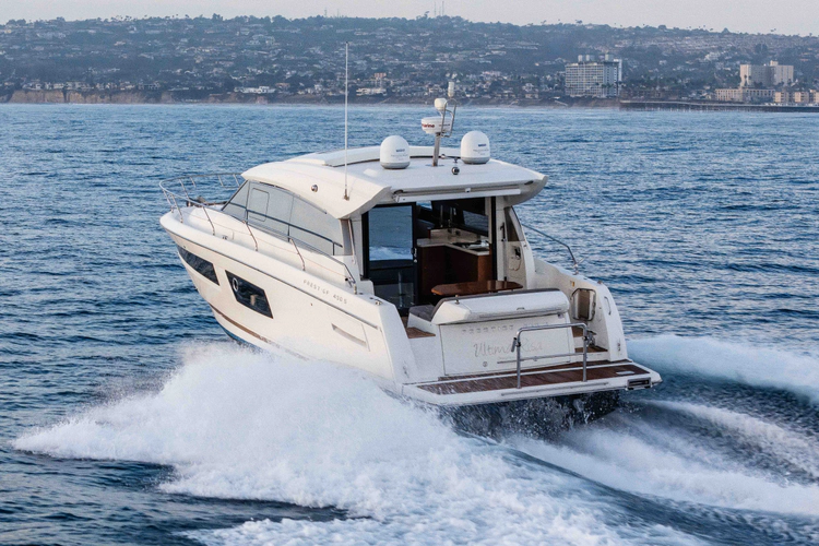 Ultima Risa Yacht Photos Pics 