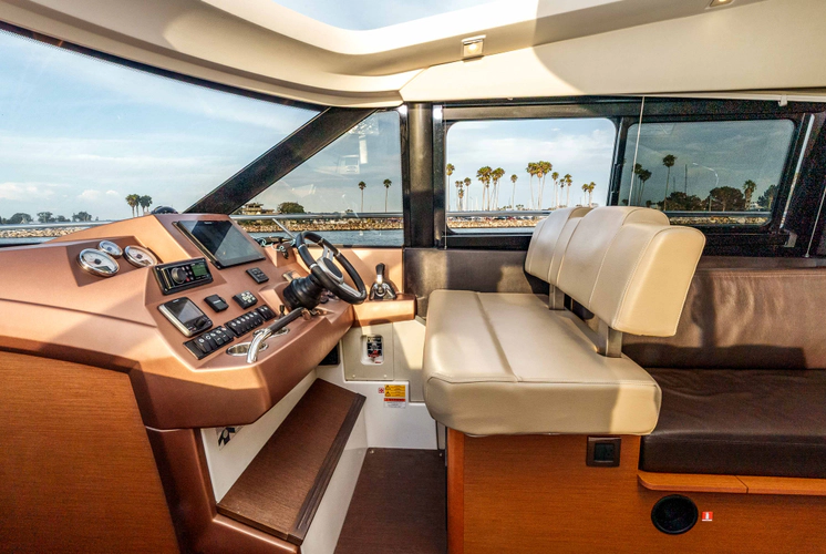 Ultima Risa Yacht Photos Pics 