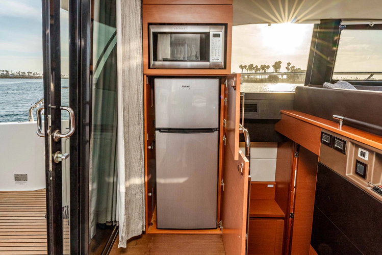 Ultima Risa Yacht Photos Pics 