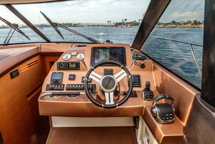 Ultima Risa Yacht Photos Pics 