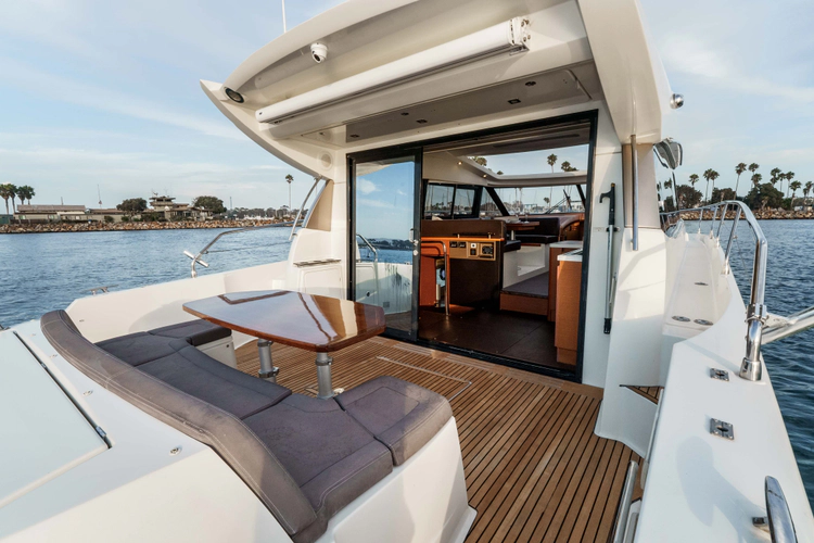 Ultima Risa Yacht Photos Pics 
