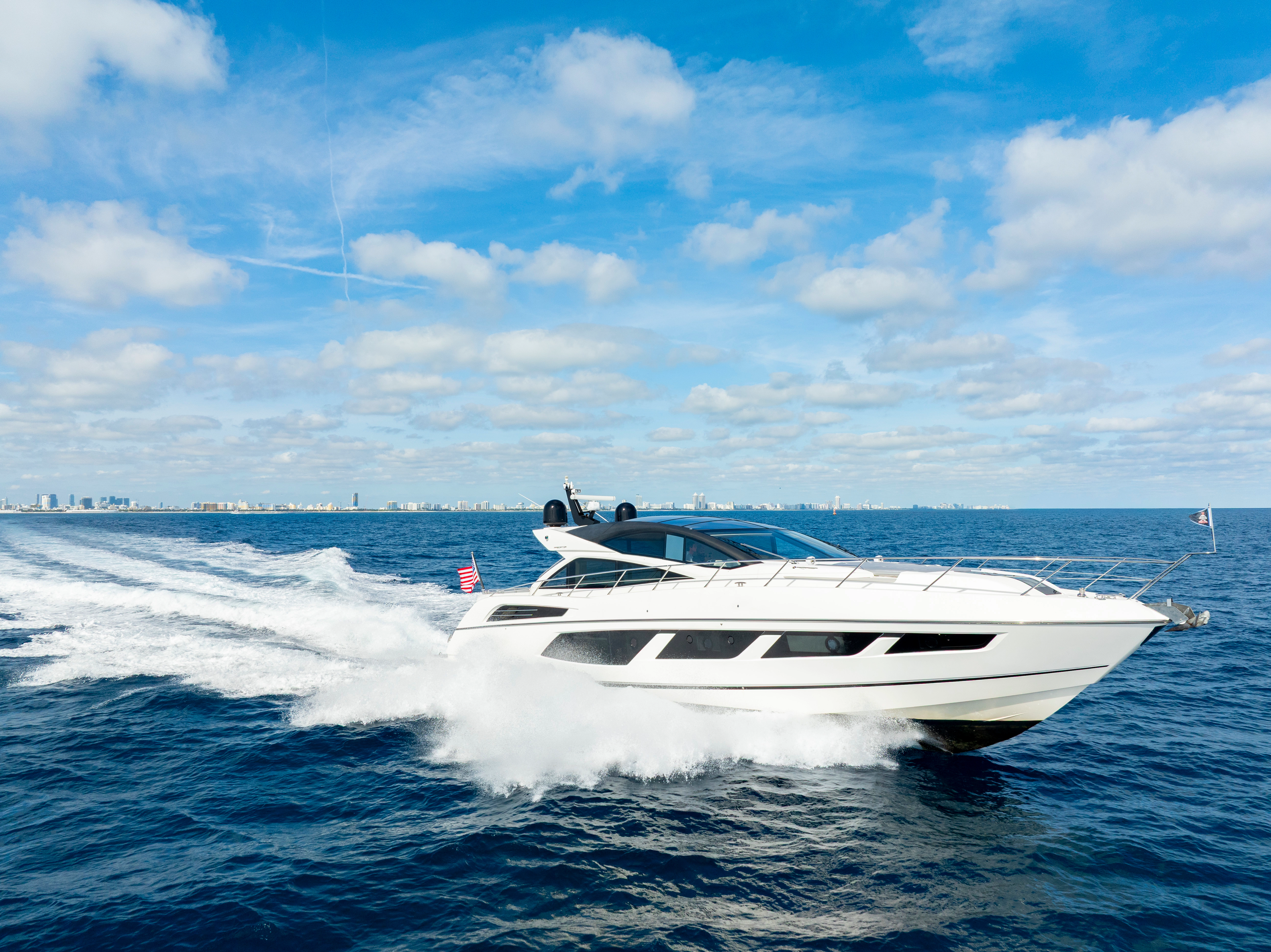 68' Sunseeker 2018