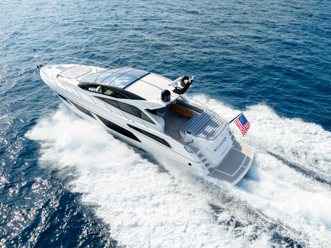 Gravitas Yacht Photos Pics 