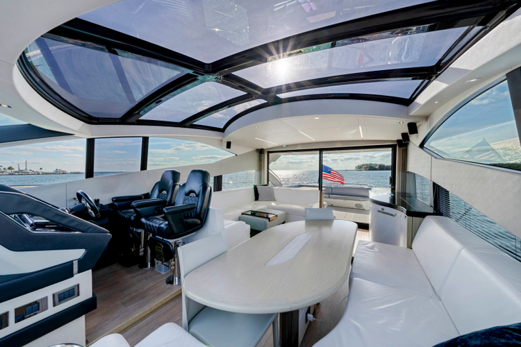 Gravitas Yacht Photos Pics 