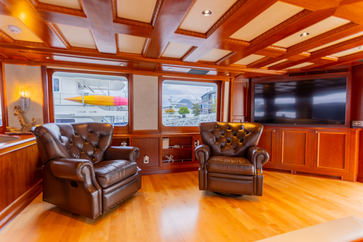 Dozer Yacht Photos Pics 