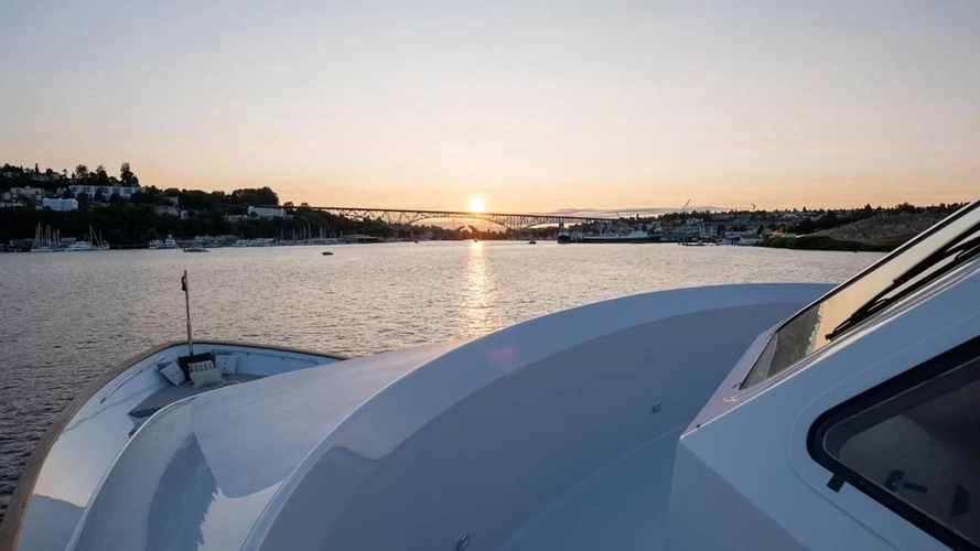Dozer Yacht Photos Pics 