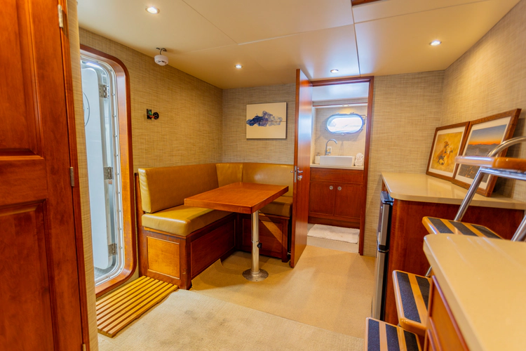 Dozer Yacht Photos Pics 