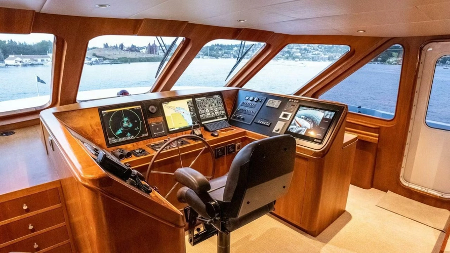 Dozer Yacht Photos Pics 