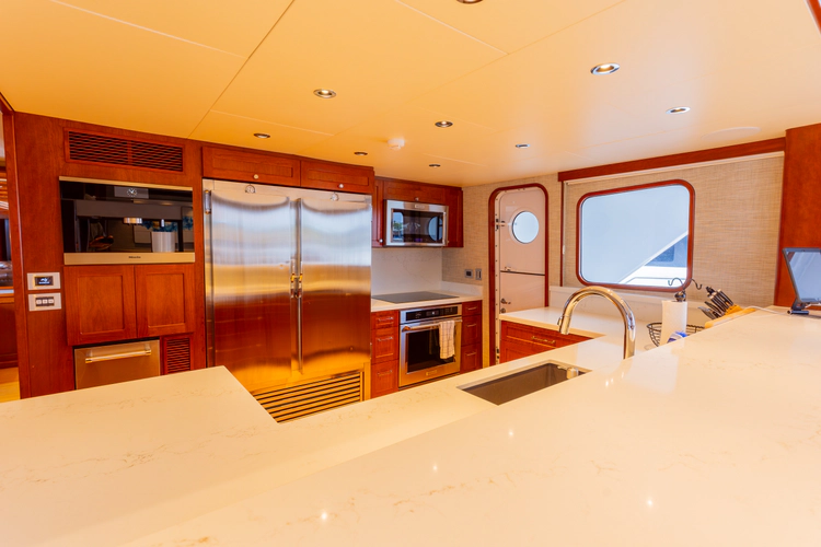 Dozer Yacht Photos Pics 