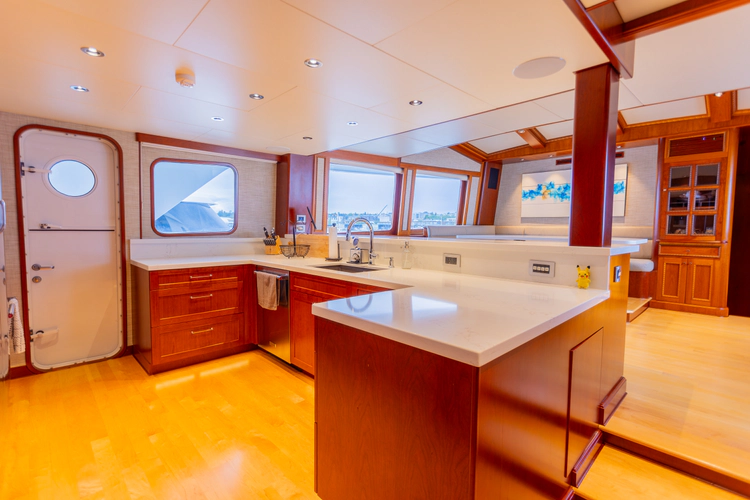 Dozer Yacht Photos Pics 