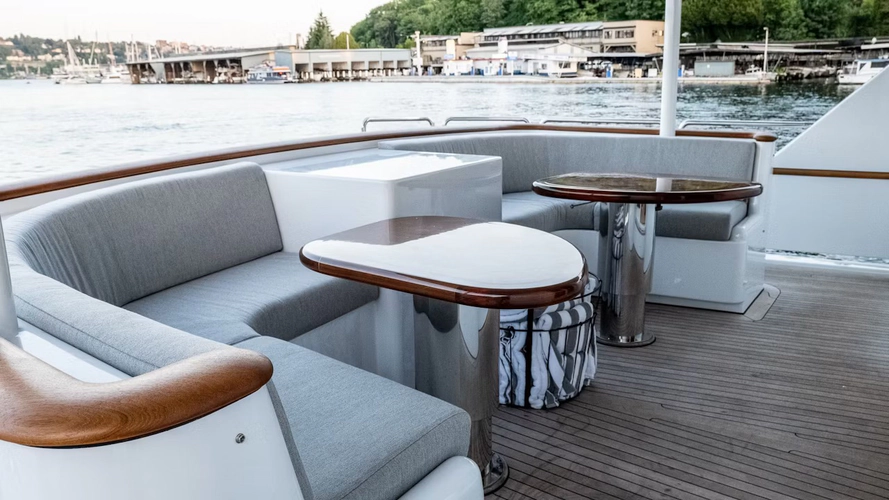Dozer Yacht Photos Pics 