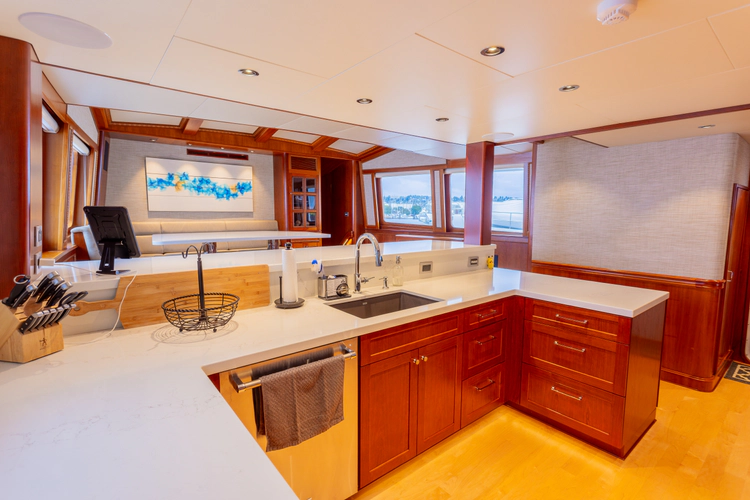 Dozer Yacht Photos Pics 