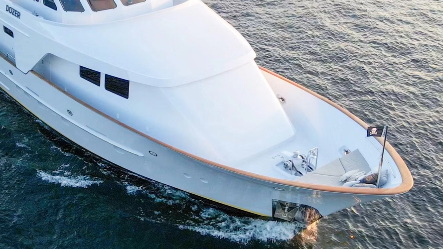 Dozer Yacht Photos Pics 
