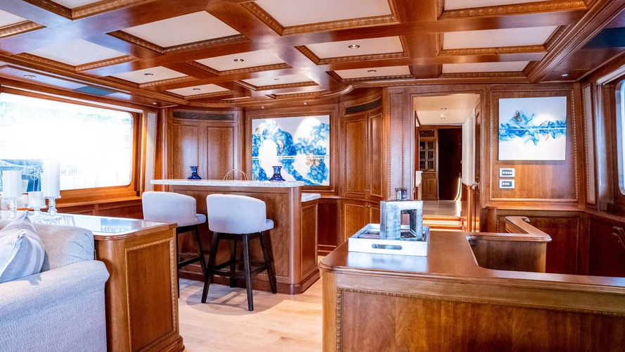 Dozer Yacht Photos Pics 