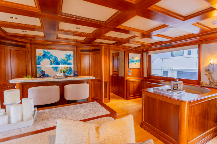 Dozer Yacht Photos Pics 