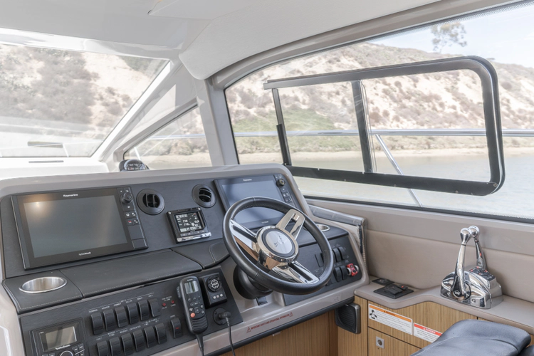 Saw Sea Iiii Yacht Photos Pics 