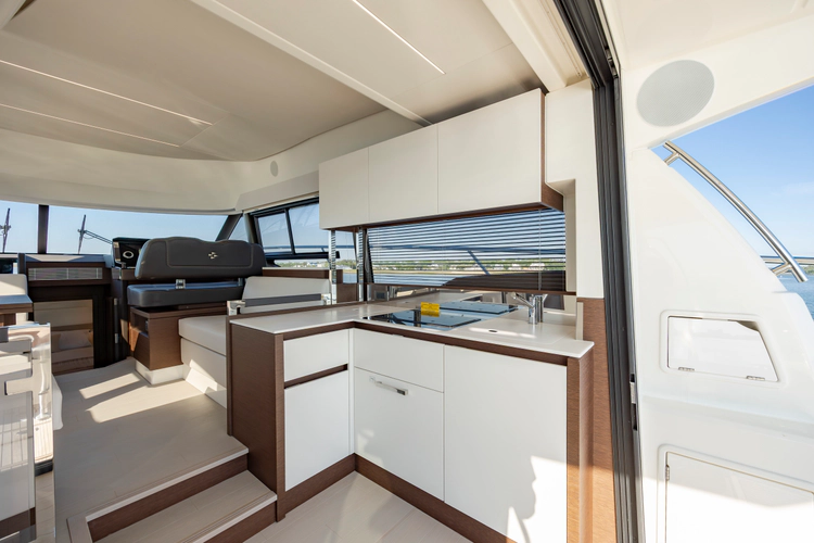 460 Yacht Photos Pics 