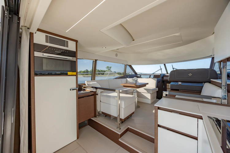 460 Yacht Photos Pics 