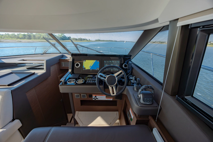 460 Yacht Photos Pics 