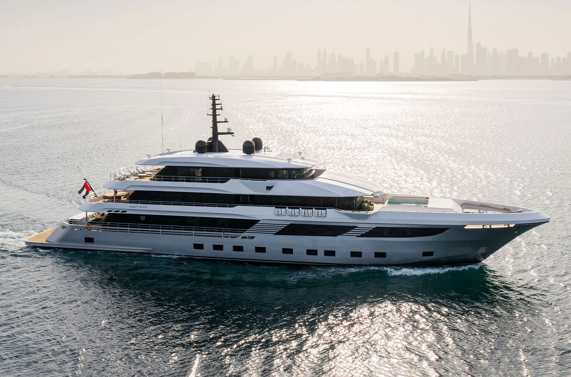 175' Majesty 2026