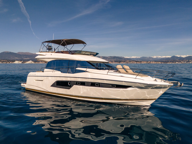 52' Prestige 2018