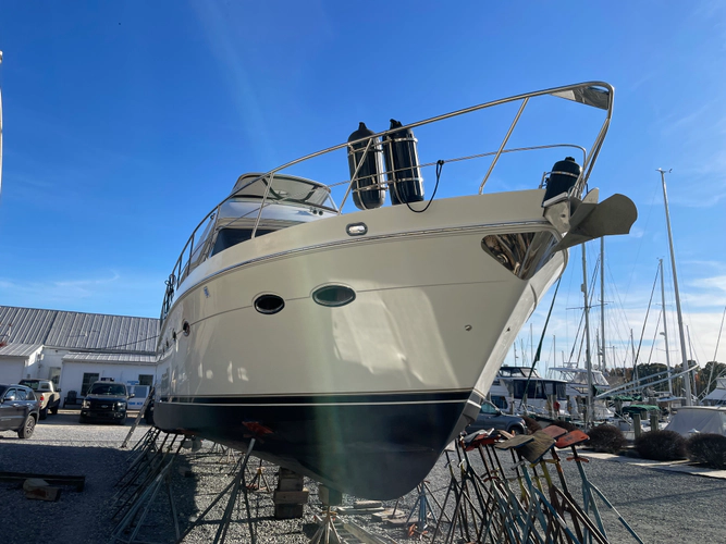 Pisco Sour Yacht Photos Pics 