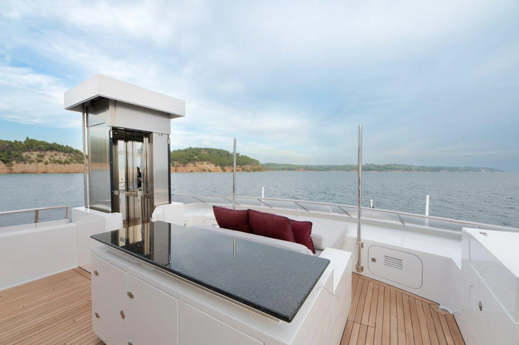 Lady Lucy Yacht Photos Pics 