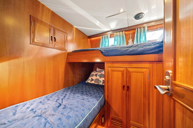 The Cotton Picker Yacht Photos Pics 