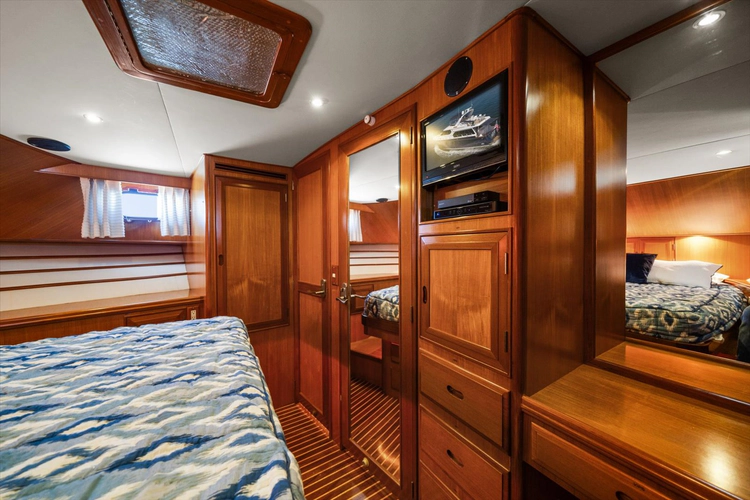 The Cotton Picker Yacht Photos Pics 