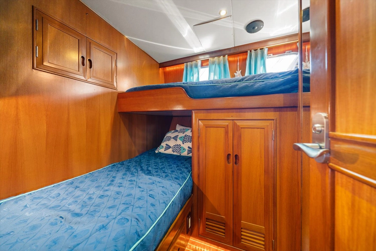 The Cotton Picker Yacht Photos Pics 