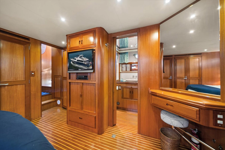 The Cotton Picker Yacht Photos Pics 