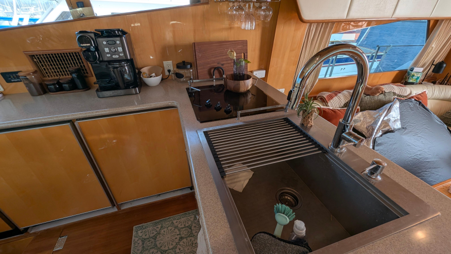 Odeesea Yacht Photos Pics 