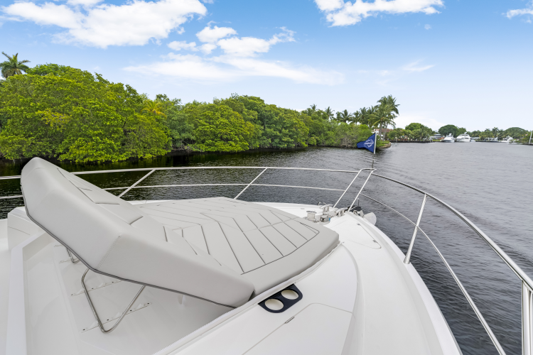 Predator 75 Yacht Photos Pics 