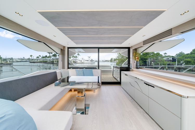 Predator 75 Yacht Photos Pics 